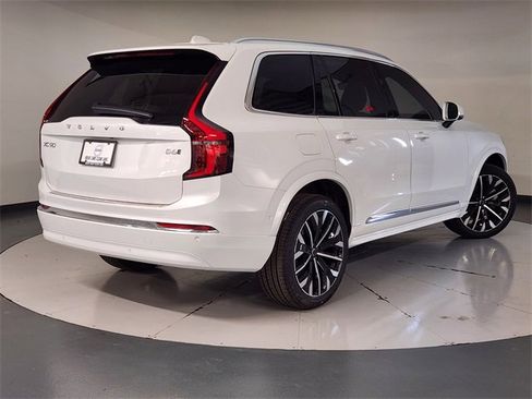 New 2026 Volvo XC90 B6 Plus w/ Protection Package Premier image 2