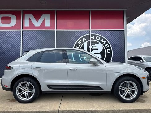 Used 2024 Porsche Macan Turbo AWD/4WD image 4