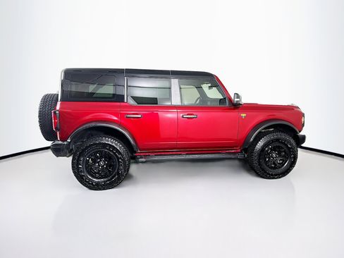 Used 2025 Ford Bronco Badlands image 10