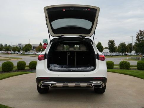 Used 2026 Mercedes-Benz GLC 300 4MATIC image 16