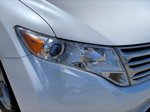 Used 2011 Toyota Venza AWD w/ Premium Pkg #2 image 27