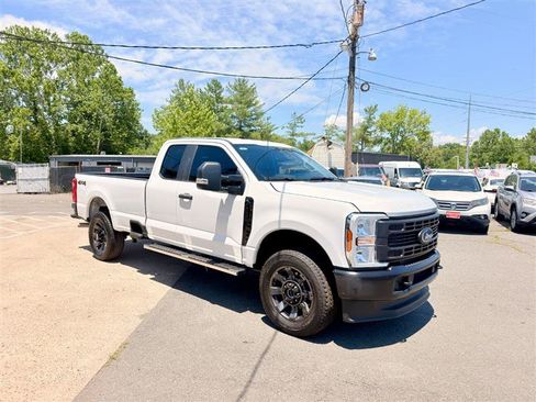 Used 2025 Ford F250 XL AWD/4WD image 6