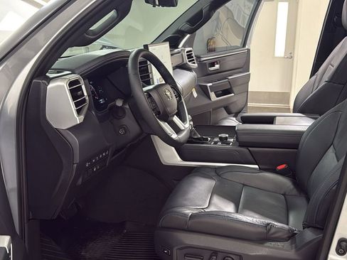 Used 2025 Toyota Tundra Platinum image 12