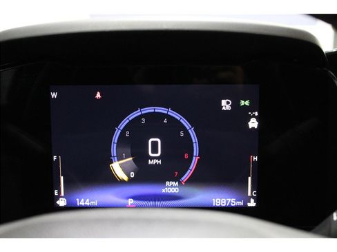 Used 2025 Chevrolet Trax LT w/ LT Convenience Package image 30