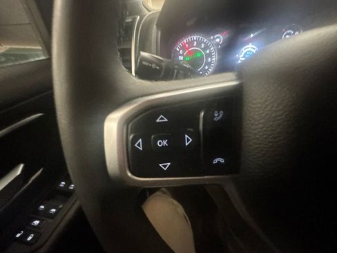 Used 2025 RAM 1500 Big Horn AWD/4WD image 18