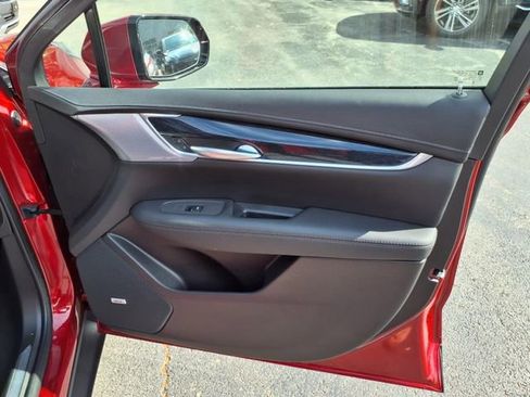 New 2025 Cadillac XT5 Premium Luxury image 25