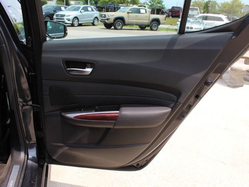 Used 2015 Acura TLX V6 w/ Technology Package FWD image 23
