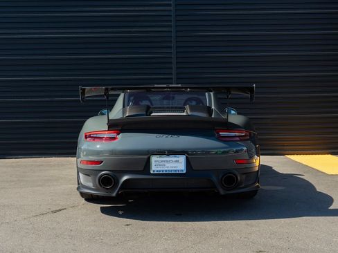 Certified 2018 Porsche 911 GT2 RS RWD image 10