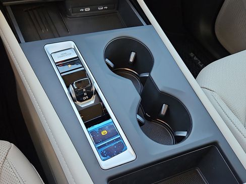 New 2026 Volkswagen Atlas SE image 13