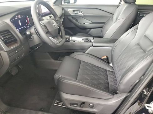 New 2026 Nissan Rogue Platinum AWD/4WD image 14