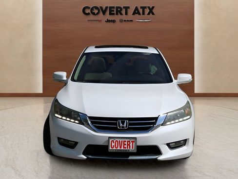 Used 2015 Honda Accord EX-L image 8