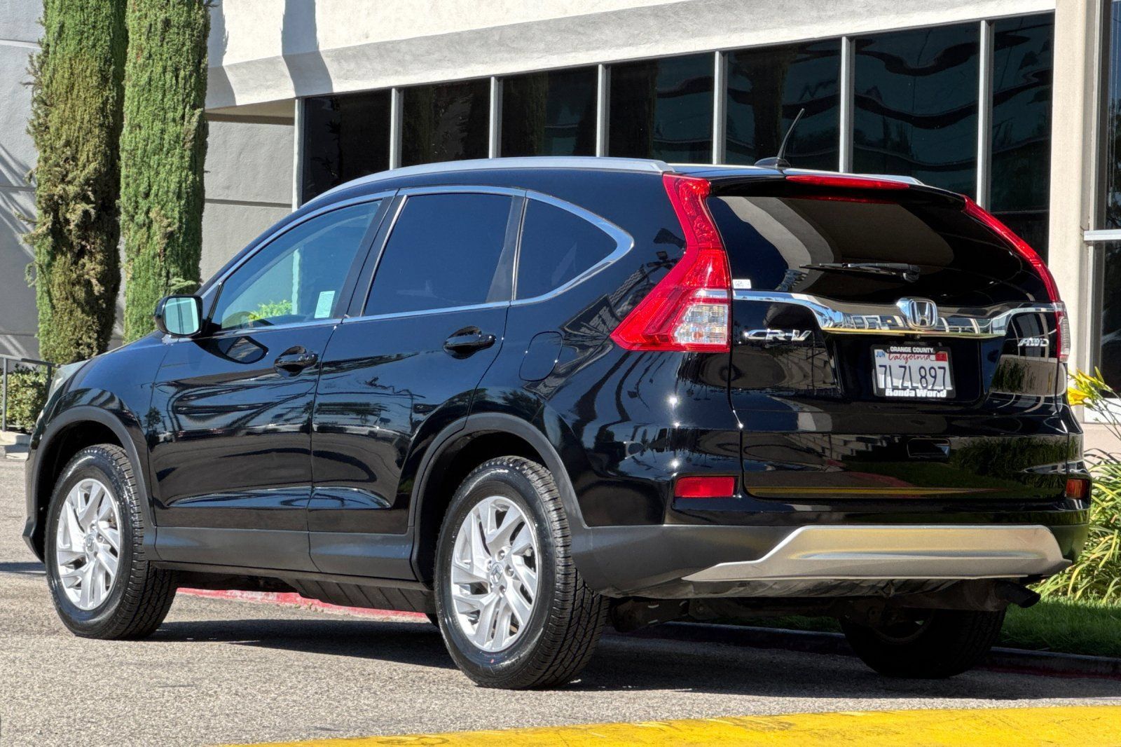 Used 2015 Honda CR-V EX-L image 6