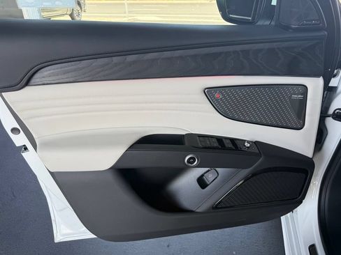 New 2026 Maserati Grecale Modena AWD/4WD image 17