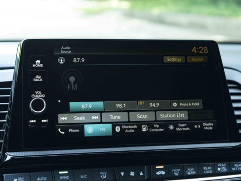 Used 2025 Honda Odyssey Sport-L image 30