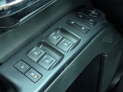 Used 2018 Chevrolet Silverado 1500 LT w/ All Star Edition image 26