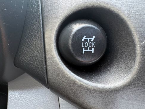 Used 2010 Toyota RAV4 Limited AWD/4WD image 49