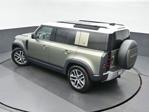 Used 2020 Land Rover Defender 110 HSE image 34