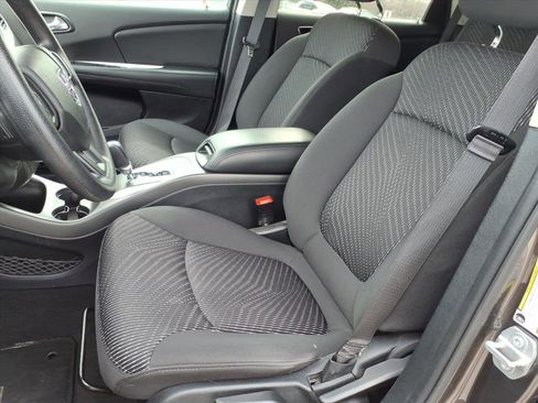 Used 2017 Dodge Journey SE image 10
