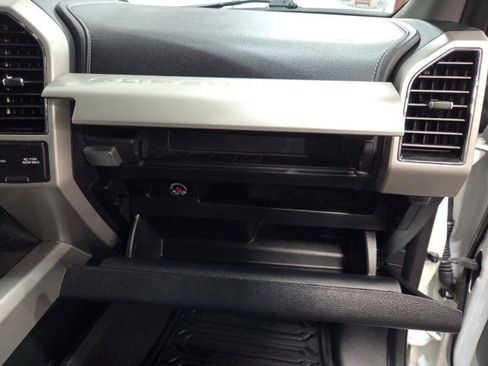 Used 2020 Ford F250 Lariat w/ Lariat Ultimate Package image 40