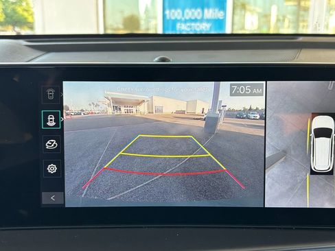 Used 2025 Kia Sorento SX Prestige image 38