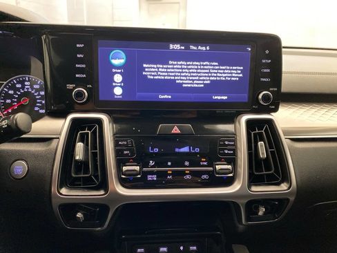 Used 2023 Kia Sorento EX AWD/4WD image 20