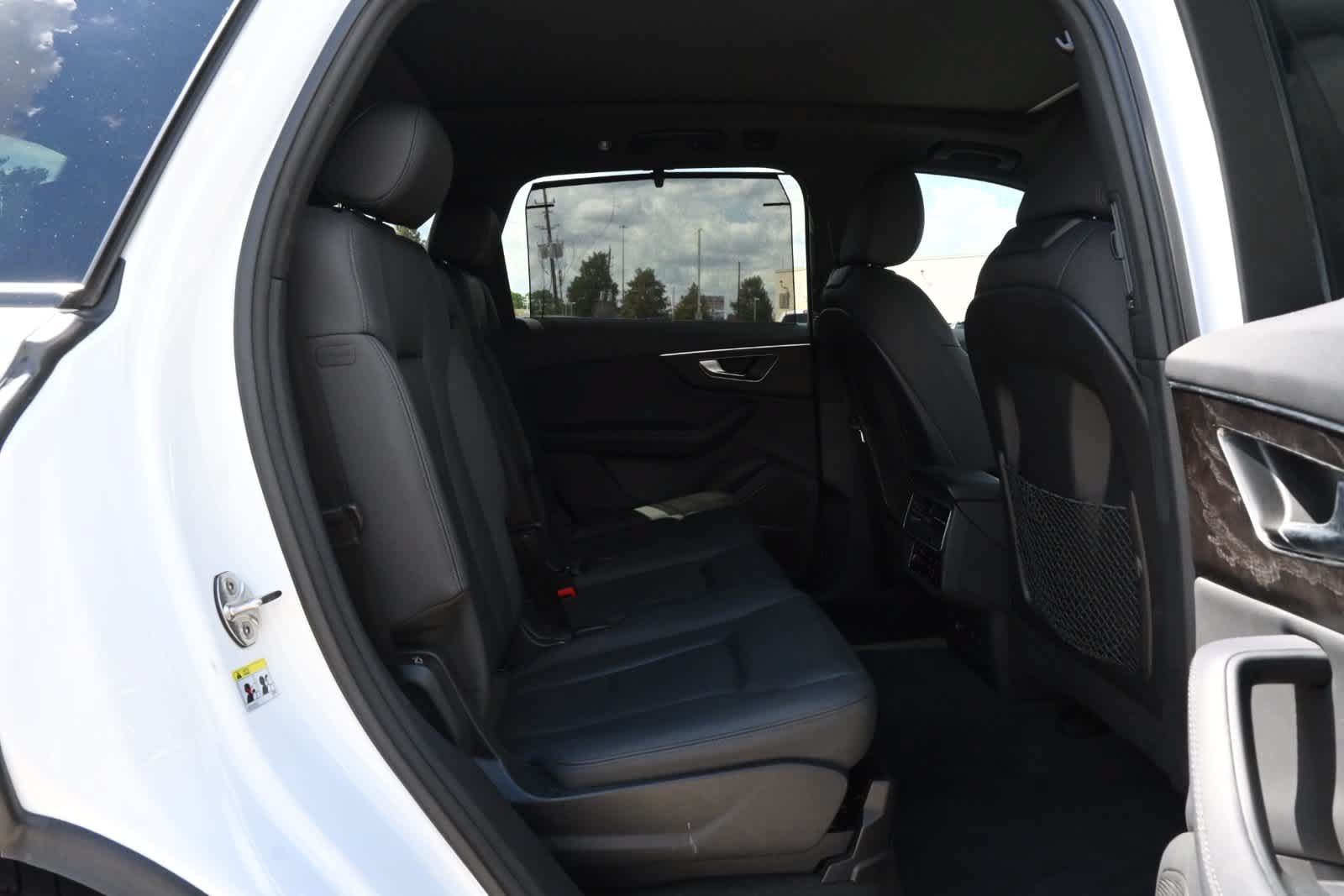 Used 2024 Audi Q7 2.0T Premium Plus w/ Premium Plus Package AWD/4WD image 18