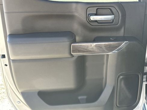 Used 2022 Chevrolet Silverado 1500 LTZ image 22