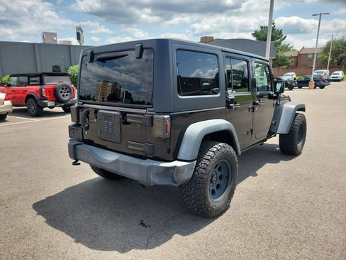 Used 2015 Jeep Wrangler Unlimited Sport w/ Quick Order Package 24S AWD/4WD image 5