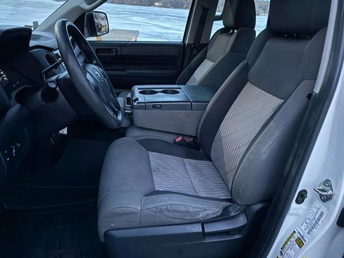 Used 2014 Toyota Tundra SR image 12