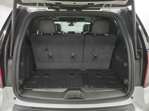 Used 2021 Chevrolet Tahoe Premier w/ Premium Package image 25