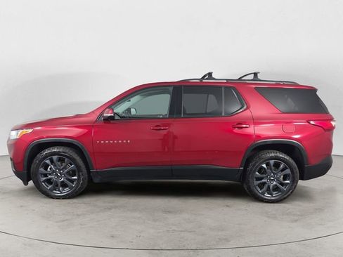 Used 2019 Chevrolet Traverse RS image 2