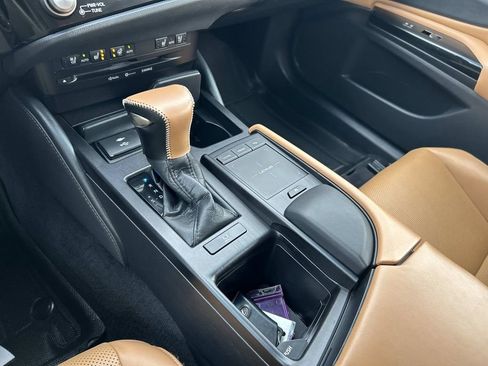 Used 2022 Lexus ES 350 Base w/ Premium Package image 27