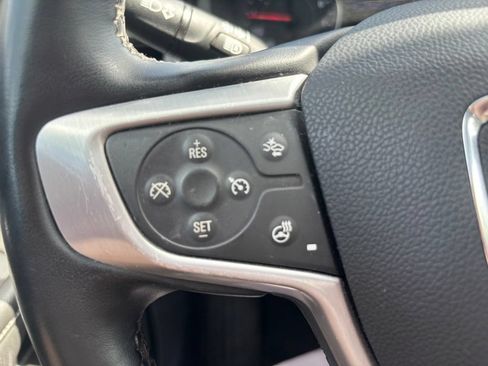 Used 2023 GMC Terrain SLT FWD image 38