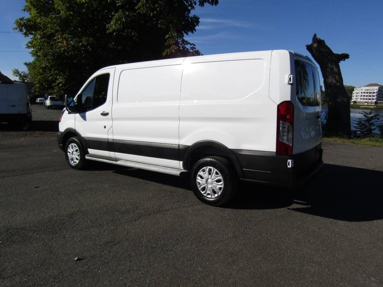 Used 2025 Ford Transit 250 Low Roof w/ Exterior Upgrade Package RWD image 35