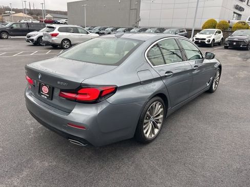 Used 2022 BMW 530i xDrive w/ Convenience Package image 8
