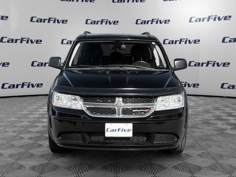 Used 2019 Dodge Journey SE FWD image 9