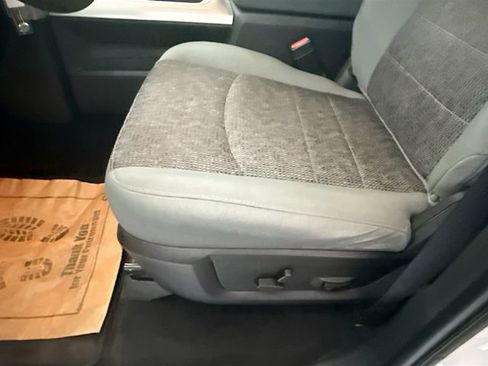 Used 2018 RAM 1500 Big Horn AWD/4WD image 8