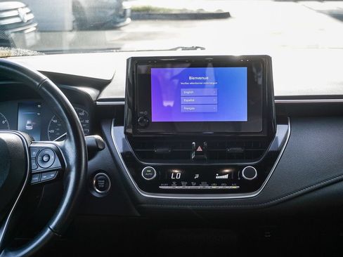 Used 2023 Toyota Corolla SE w/ SE Premium Package FWD image 16