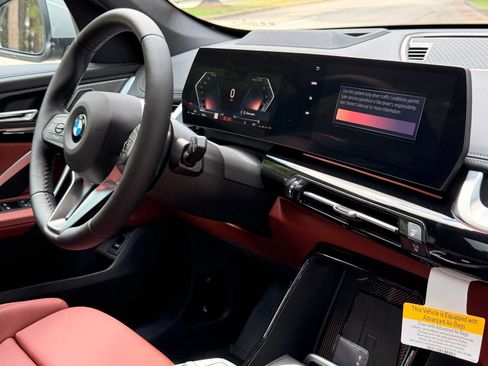 New 2026 BMW X1 xDrive28i w/ Technology Package AWD/4WD image 22