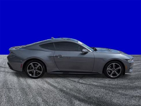 Certified 2025 Ford Mustang Coupe RWD image 3