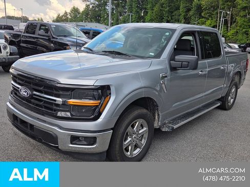 Used 2025 Ford F150 XLT w/ Equipment Group 301A Standard RWD image 3
