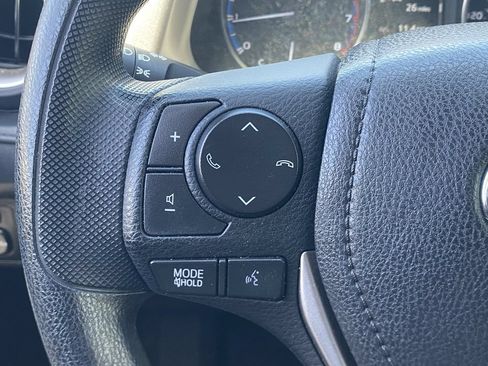 Used 2017 Toyota RAV4 LE w/ Carpet Mat Package AWD/4WD image 22