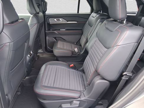 New 2026 Ford Explorer ST-Line AWD/4WD image 17