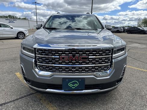 Used 2023 GMC Acadia Denali w/ Denali Ultimate Package AWD/4WD image 2