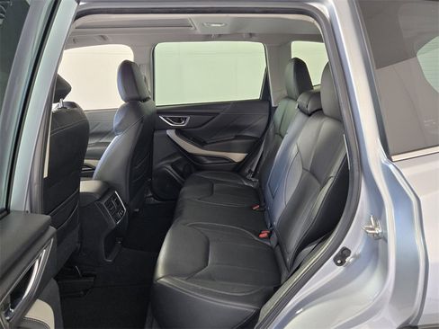 Used 2023 Subaru Forester Limited image 8