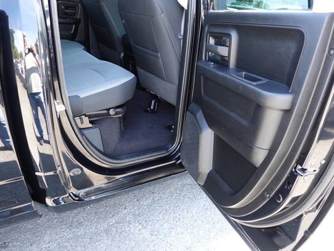 Used 2021 RAM 1500 Express w/ Wheel & Sound Group image 26