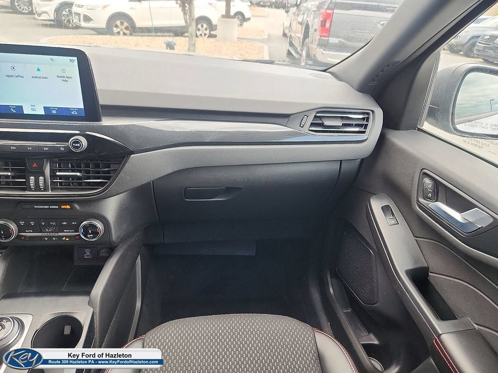 Used 2023 Ford Escape ST-Line AWD/4WD image 11