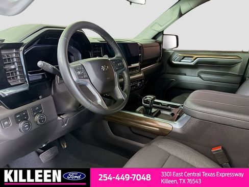 Used 2023 Chevrolet Silverado 1500 LT Trail Boss w/ Protection Package image 10