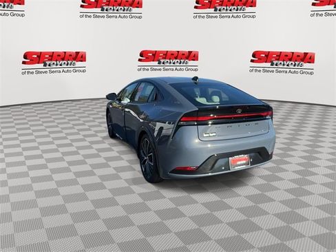 New 2026 Toyota Prius XLE image 7