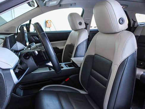 Used 2025 Honda Prologue Touring image 17